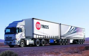 UD Trucks Quon GW Tractor '2010